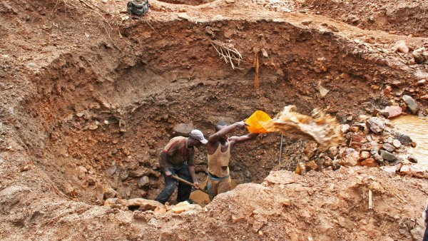 Rwanda Lawmakers Call for Lasting Solution to Illegal Mining
